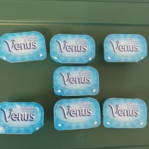 ~Gillette~ Venus (women) refill razor blade (Lot of 7)